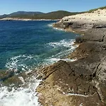 Dalmatino 3 Vis